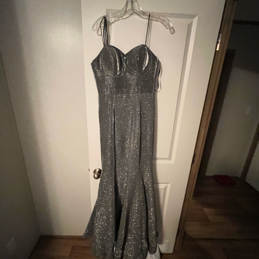 WEDDING BELLES NEW YORK Silver Glitter Prom Dress
